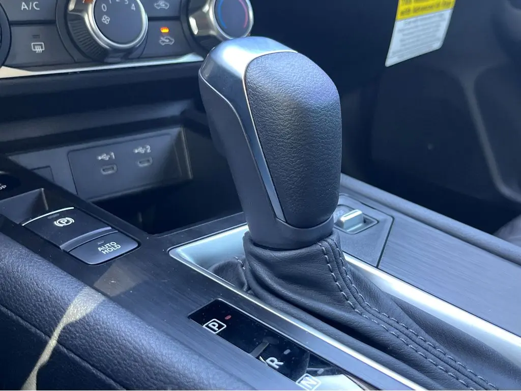 2025 Nissan Kicks - $23,085