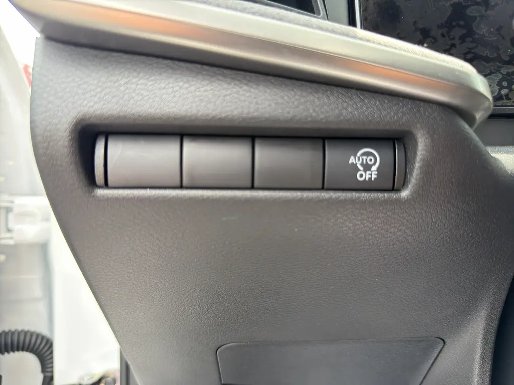 2025 Nissan Kicks - $21,995