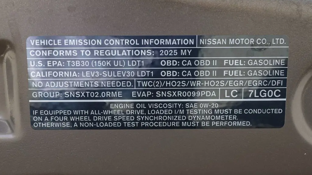 2025 Nissan Kicks SV