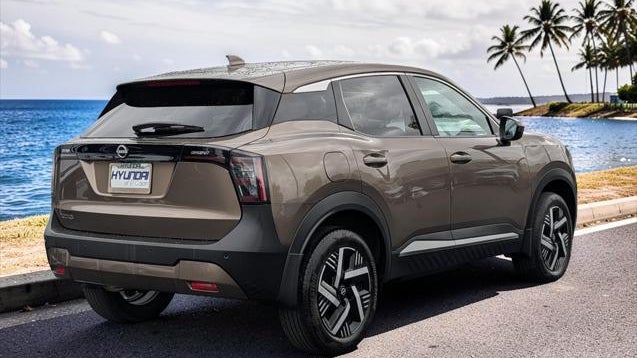 2025 Nissan Kicks SV