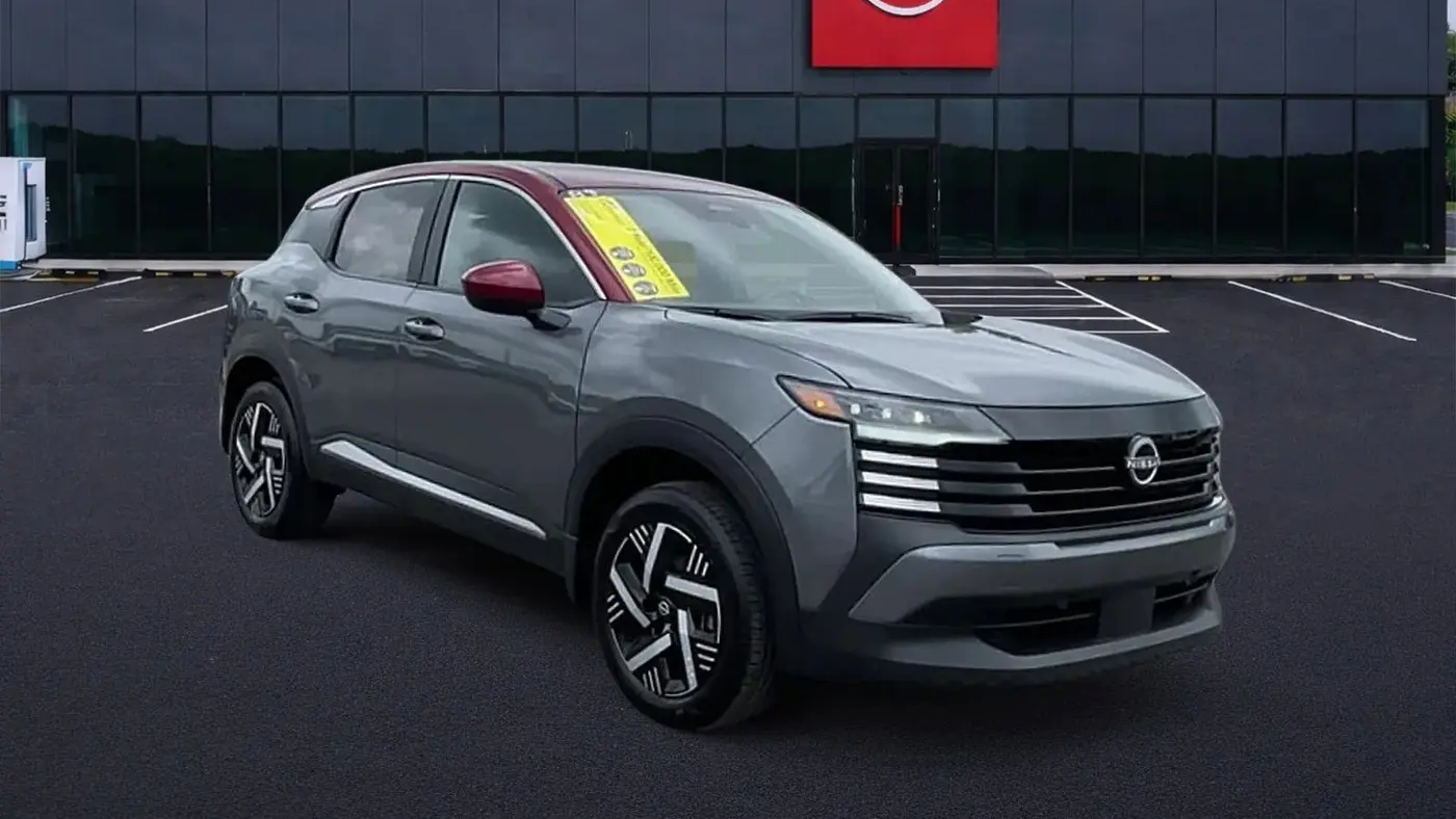 2025 Nissan Kicks SV