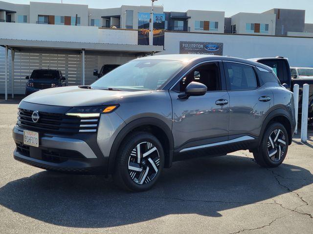 2025 Nissan Kicks SV — photo 1 of 12