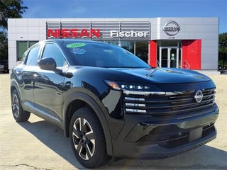 2025 Nissan Kicks with Super Black Exterior