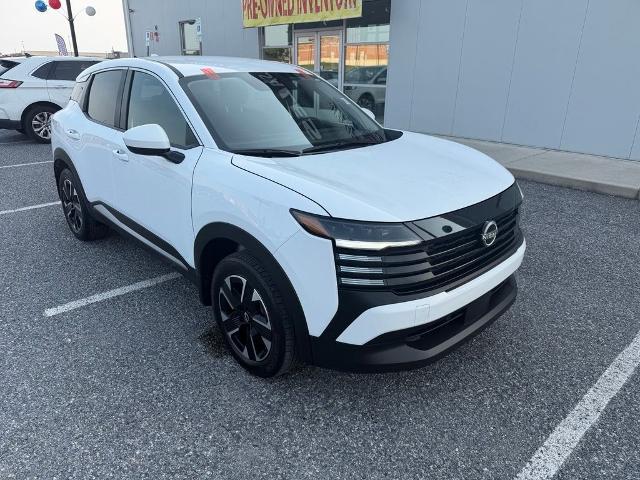 2025 Nissan Kicks - $23,900