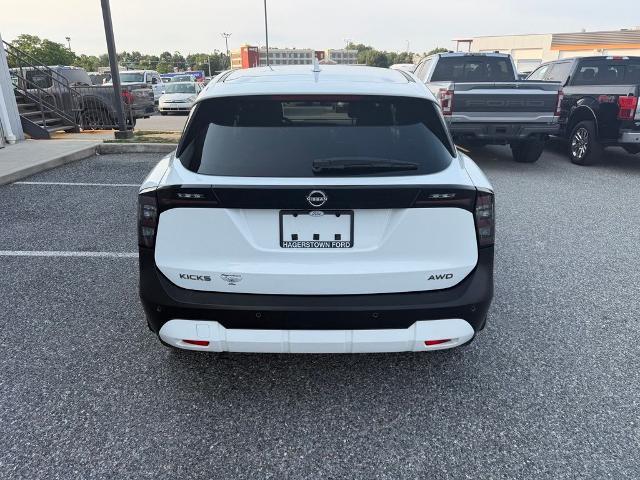 2025 Nissan Kicks - $23,900