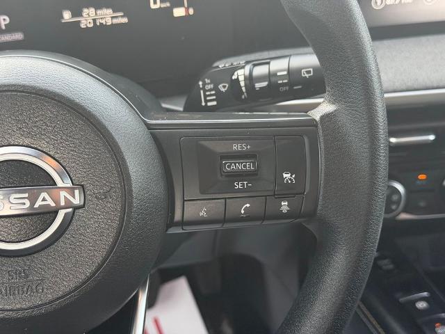 2025 Nissan Kicks - $23,900