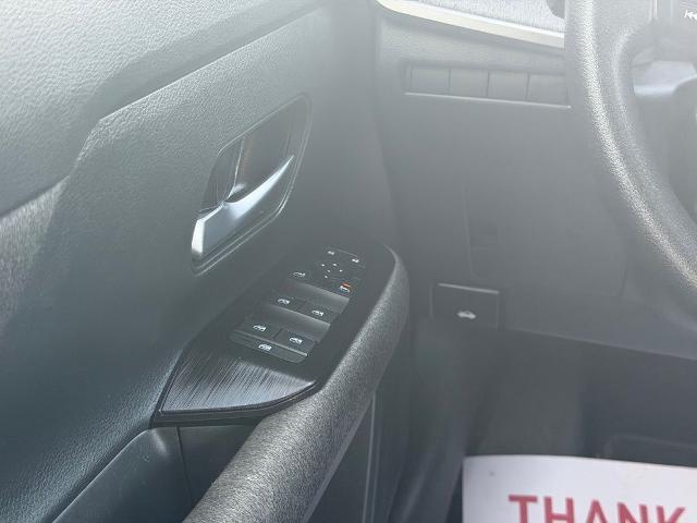 2025 Nissan Kicks - $23,900