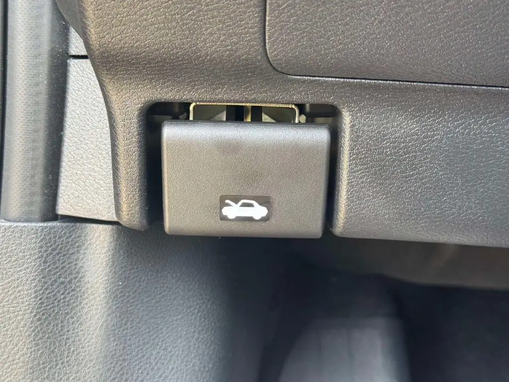 2026 Nissan Kicks - $24,395