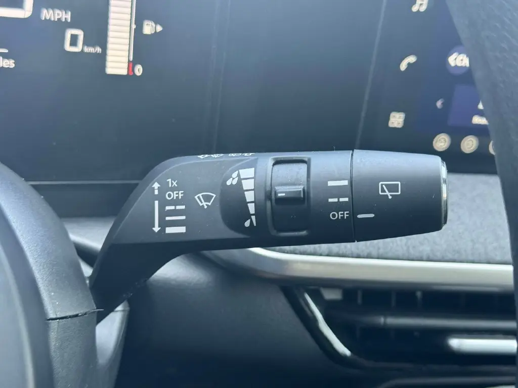 2026 Nissan Kicks - $24,395