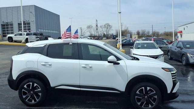 2025 Nissan Kicks SV