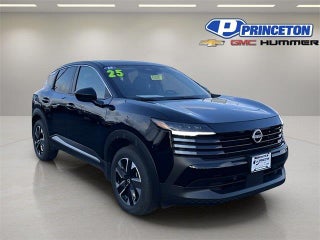 2025 Nissan Kicks with Super Black Exterior