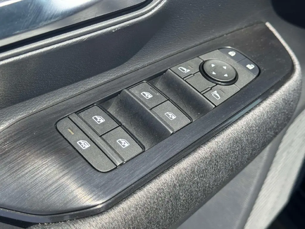 2026 Nissan Kicks - $24,395