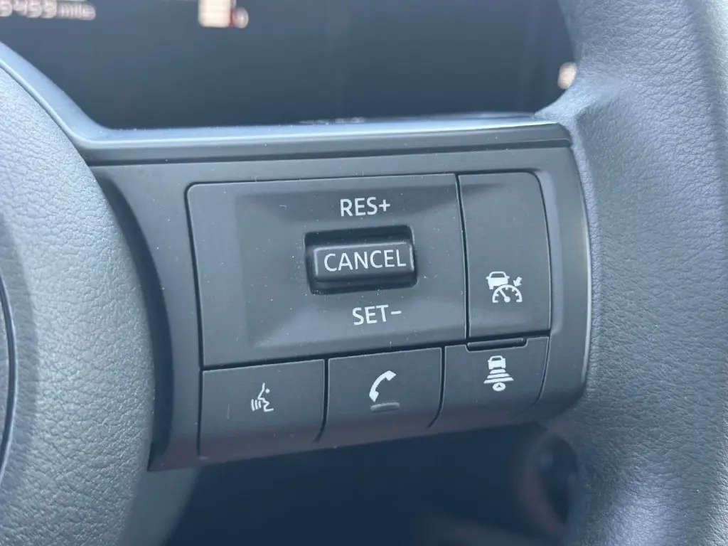 2026 Nissan Kicks - $24,395
