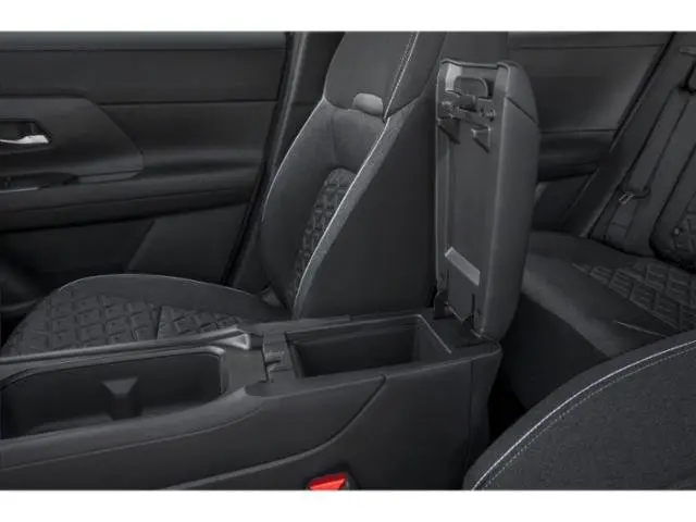 2026 Nissan Kicks - $25,990