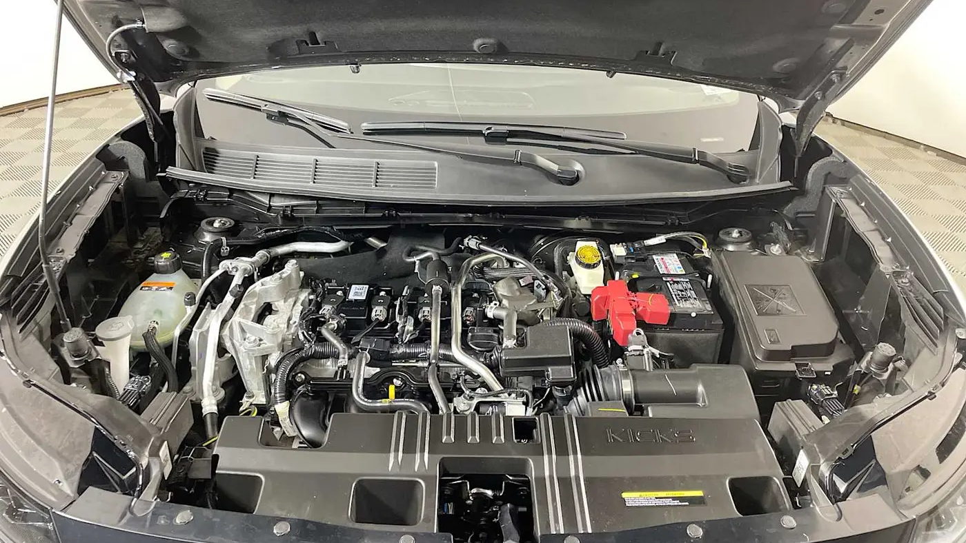 2025 Nissan Kicks SV