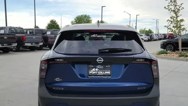 2025 Nissan Kicks SV