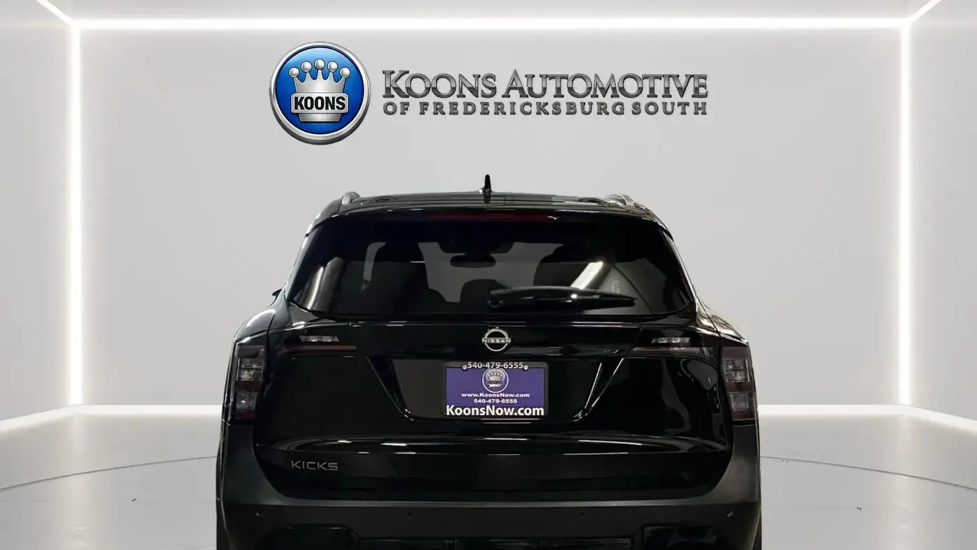 2026 Nissan Kicks SV