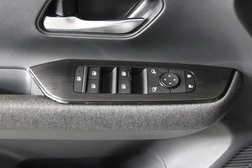 2026 Nissan Kicks - $21,591