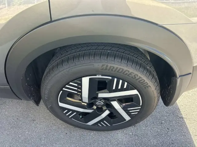 2026 Nissan Kicks - $23,475
