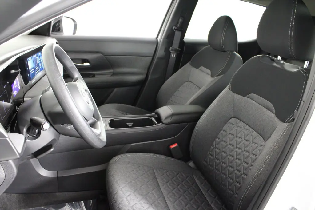 2026 Nissan Kicks - $21,764