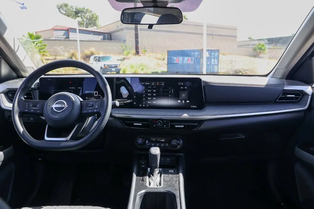2026 Nissan Kicks - $21,918