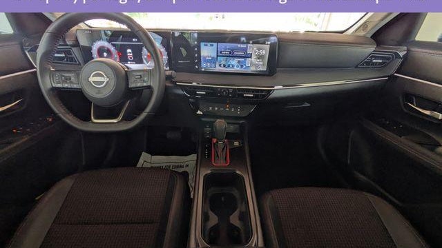 2025 Nissan Kicks SR