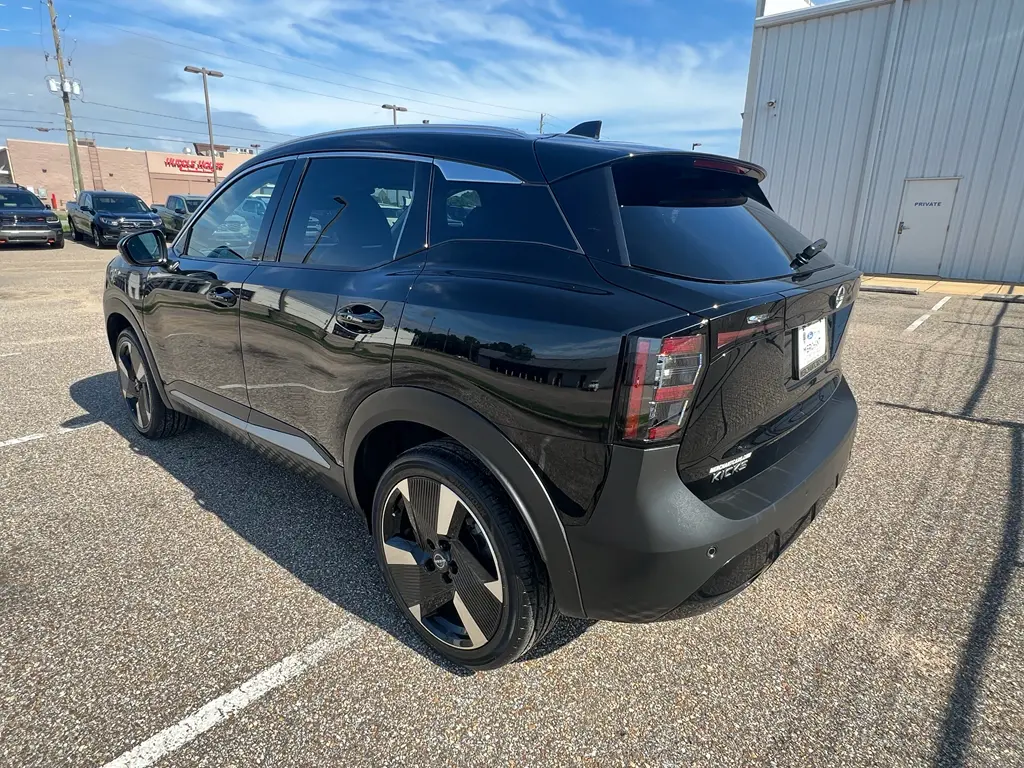 2025 Nissan Kicks - $24,985