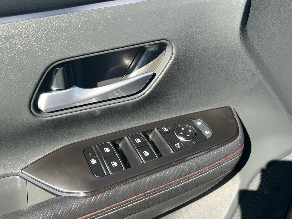 2025 Nissan Kicks - $24,985