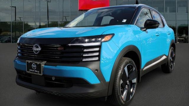 2026 Nissan Kicks SR