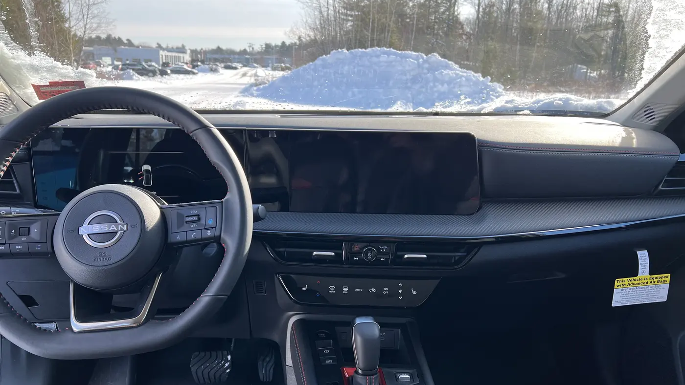 2026 Nissan Kicks SR
