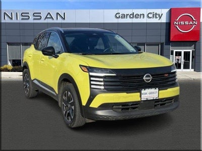 2025 Nissan Kicks AWD SR 4DR Crossover