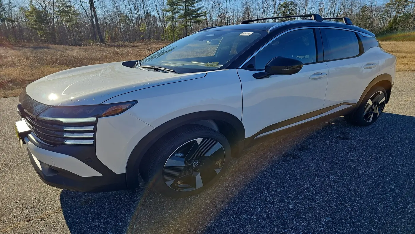 Preowned 2026 Nissan Kicks SR for Sale