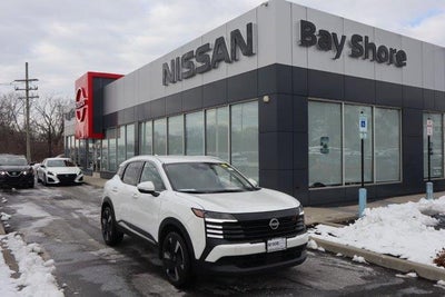 Photo of a 2025 Nissan Kicks AWD SR 4DR Crossover for sale