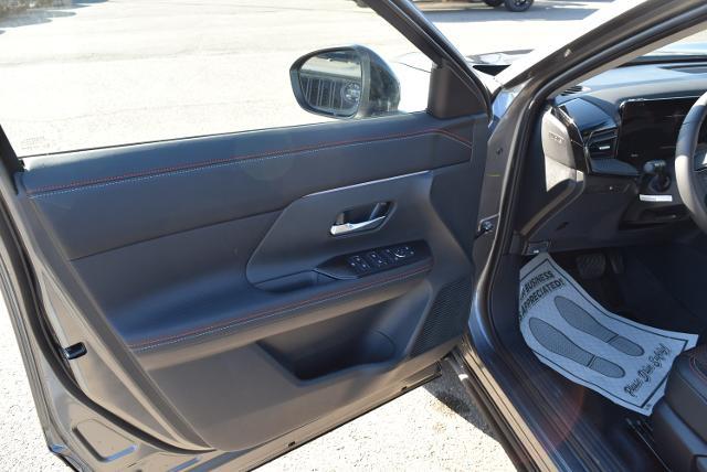 2026 Nissan Kicks - $24,900