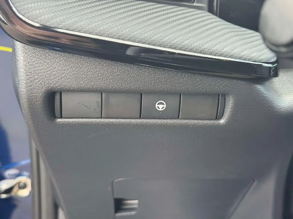 2026 Nissan Kicks - $24,995