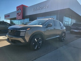 2026 Nissan Kicks with Canyon Bronze Metallic Exterior