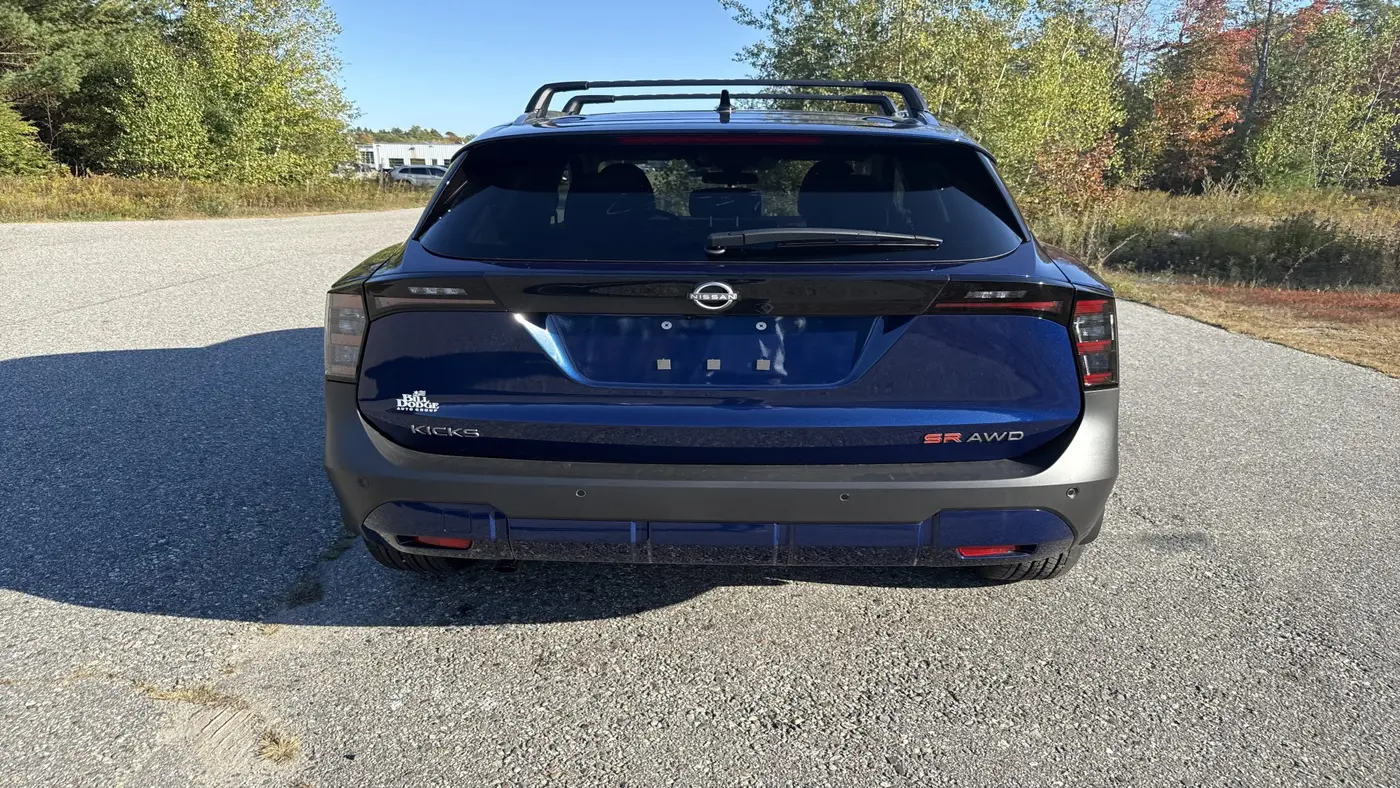 2026 Nissan Kicks SR