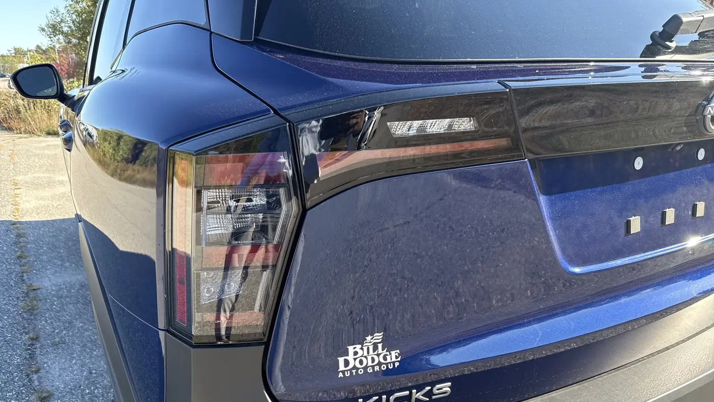2026 Nissan Kicks SR