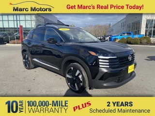 2025 Nissan Kicks with Super Black Exterior