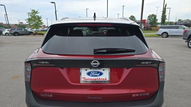 2025 Nissan Kicks SR