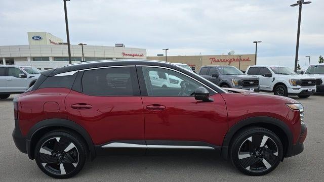 2025 Nissan Kicks SR