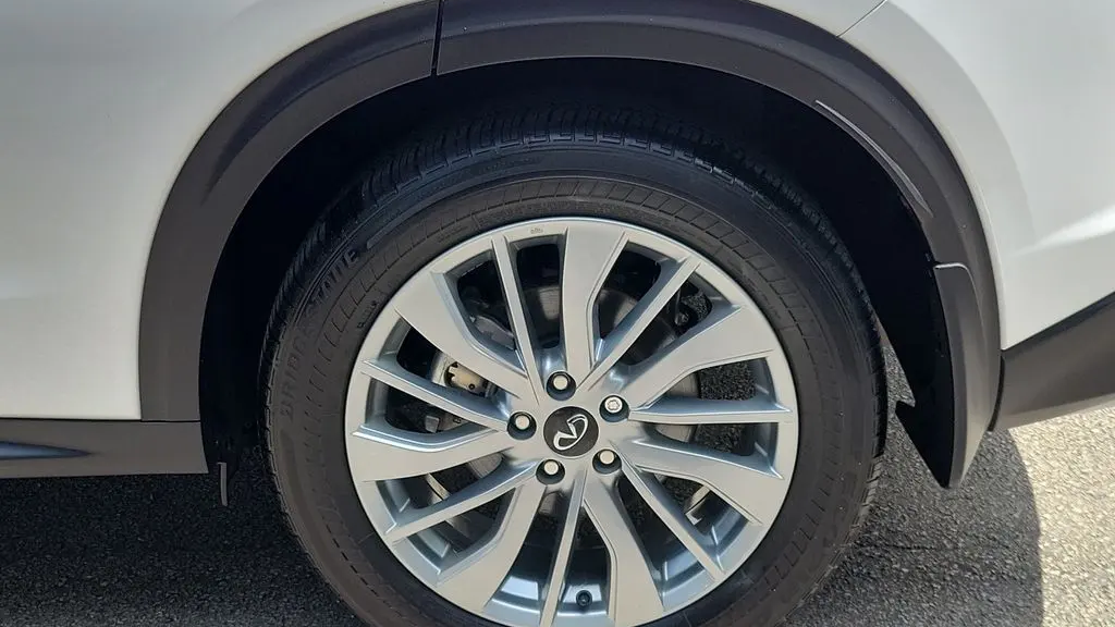 2024 INFINITI QX50 Pure