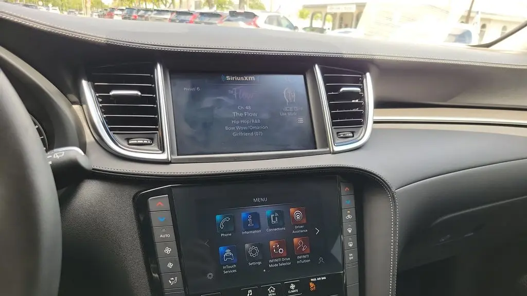 2024 INFINITI QX50 Pure