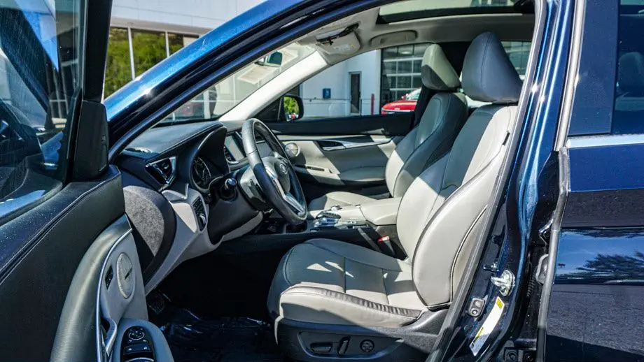 2023 INFINITI QX50 Luxe