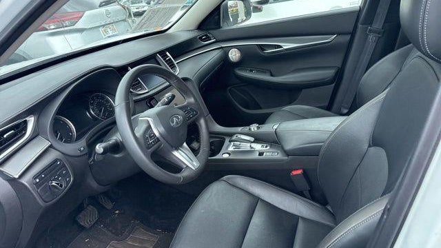 2024 INFINITI QX50 Luxe