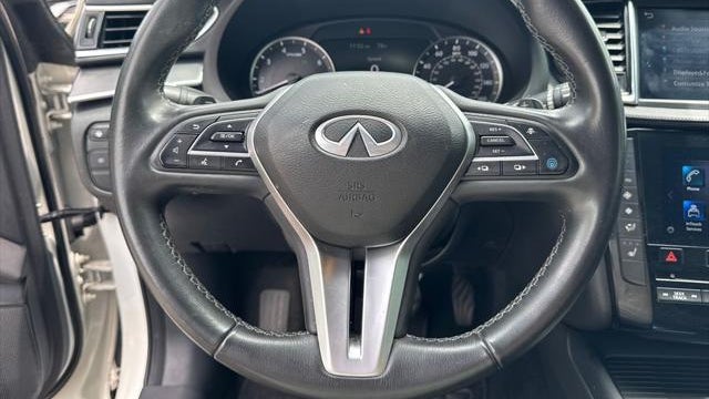 2022 INFINITI QX50 Luxe