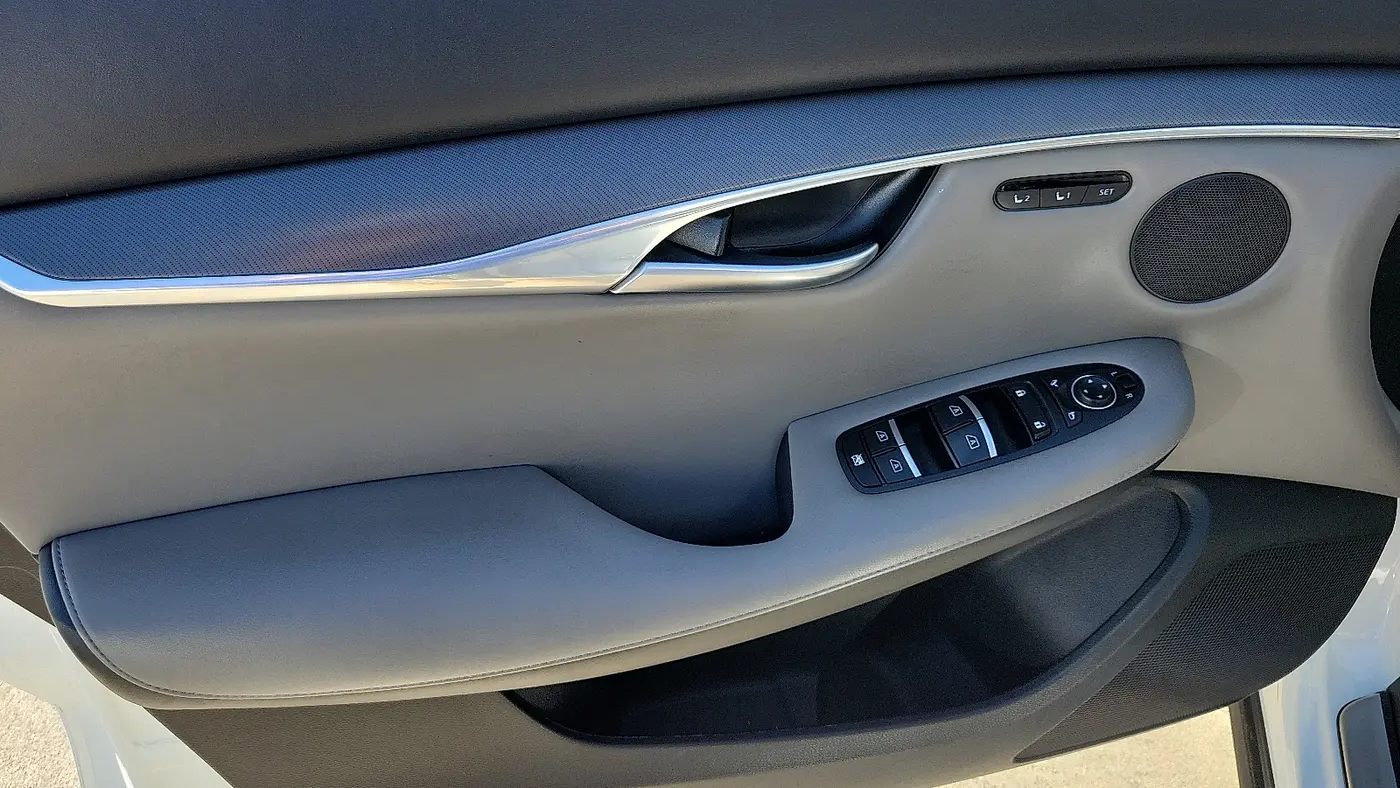 2023 INFINITI QX50 Luxe