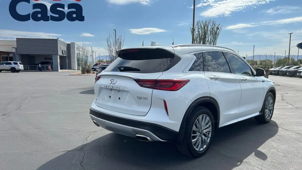 2023 INFINITI QX50 Luxe