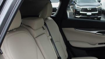 2022 INFINITI QX50 Luxe