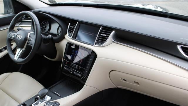 2022 INFINITI QX50 Luxe